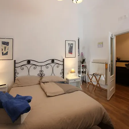 Napolipietrasanta Naples