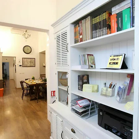 Hotel Napolipietrasanta Naples